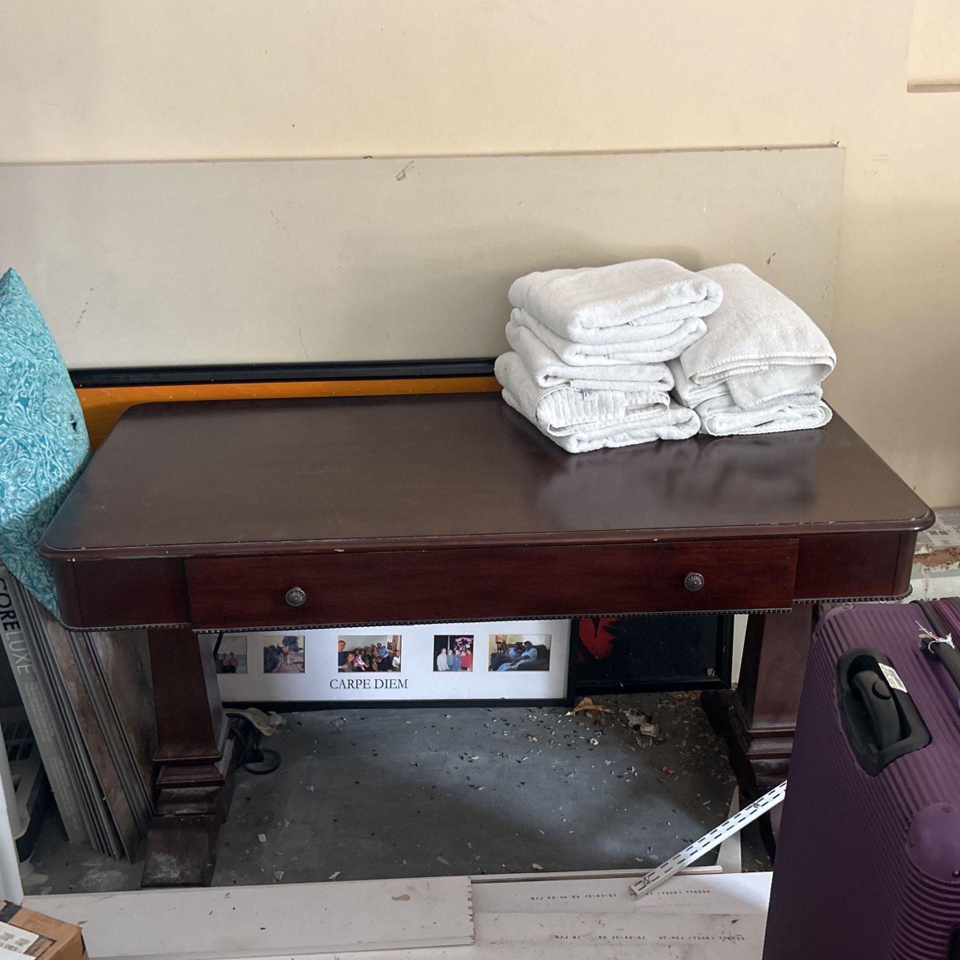 Nice Executive Desk