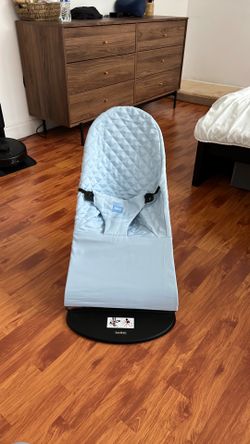 Baby bouncer babybjorn