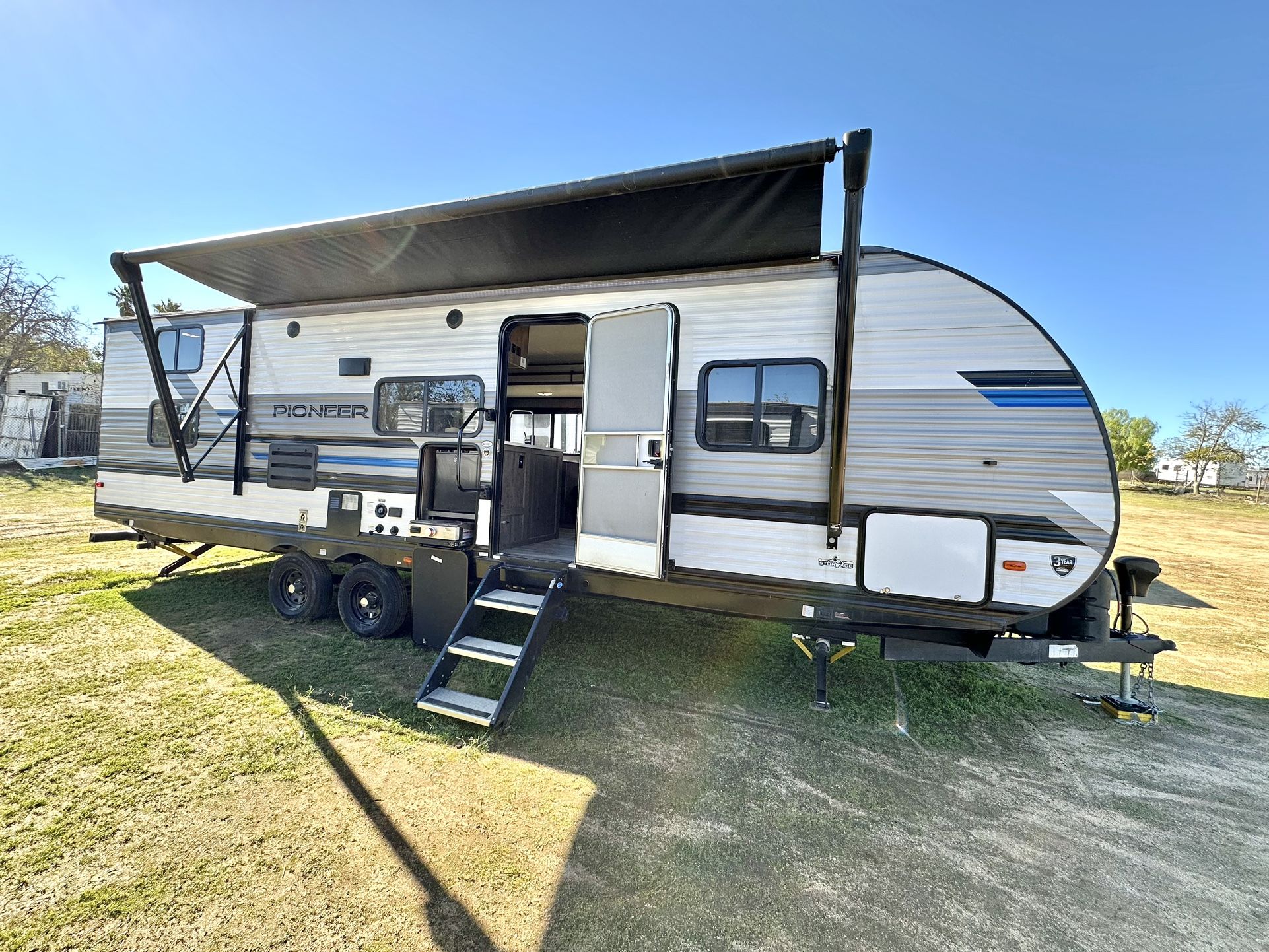 2023 Coleman Pioneer