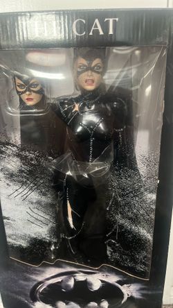 Neca Catwomen 18 Inch