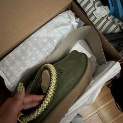 Ugg Slippers Brand New