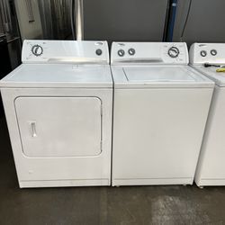 Whirlpool Top Load Washer With Agitator And Gas Dryer Set