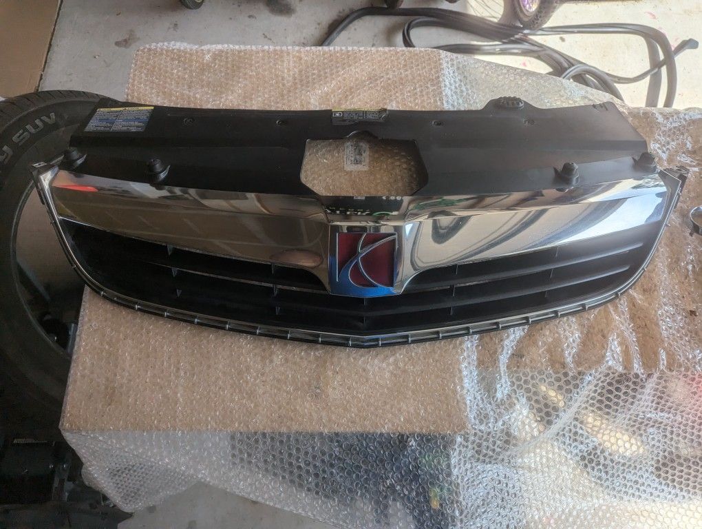 2007-09 Saturn Aura Front Upper Bumper Grille Chrome OEM Clean/Like New