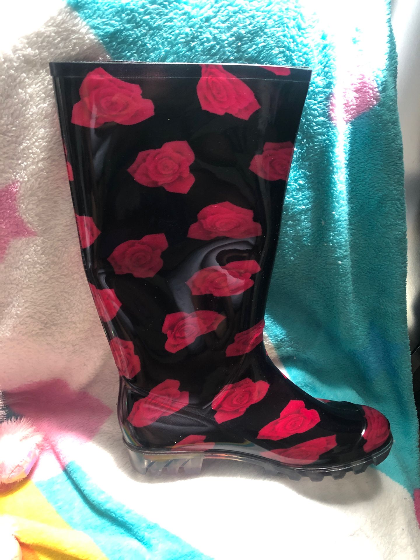 Red rose rain boots