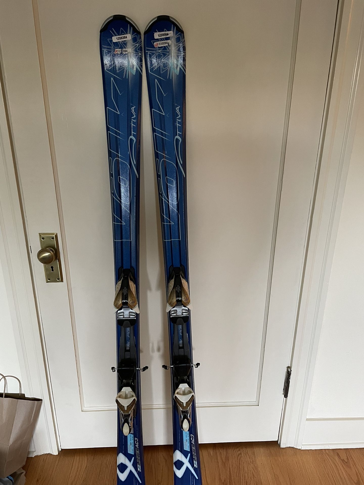 Women’s Alpine Skis: Volkl Attiva 163 Cm