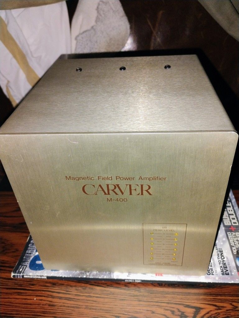 Classic Carver M400 Amplifier Circa 1980