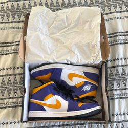 Jordan 1 Mid Lakers Edition