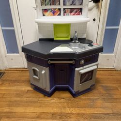Kids Toy Kitchen 