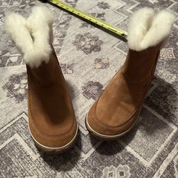 Sorel Women's Out N About Bootie Slippers Size 6