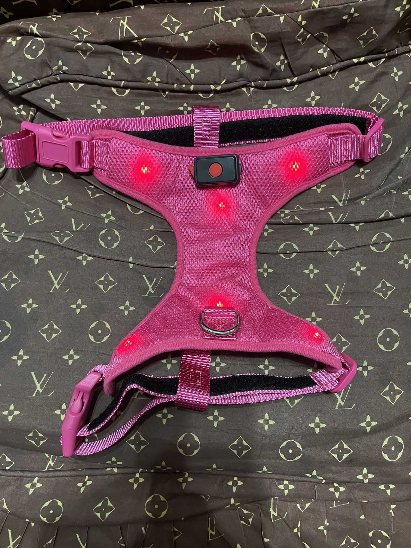 Brand New Large Pink Light Up Dog Harness $10 Firm FCFS 