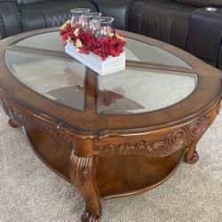 Coffee Table  + 1 Side Table