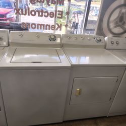 Frigidaire Comercial Heavy Duty Top Load Washer  Gas Dryer Super Large Capacity In Excellent Working Condition 