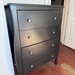 Dresser  (black)