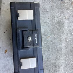 Honeywell Fireproof Safe Key