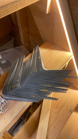Shelf brackets 30 count