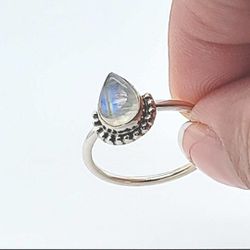 Beaded  Minimalistic 925  Sterling Silver Rainbow Moonstone  Handmade Ring