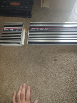Rare old-school zed built cAr amplifier