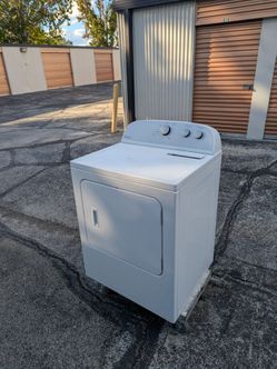 Great Condition. DELIVERY AVAILABLE .