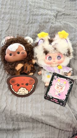 Bag charms or key charms with cards.