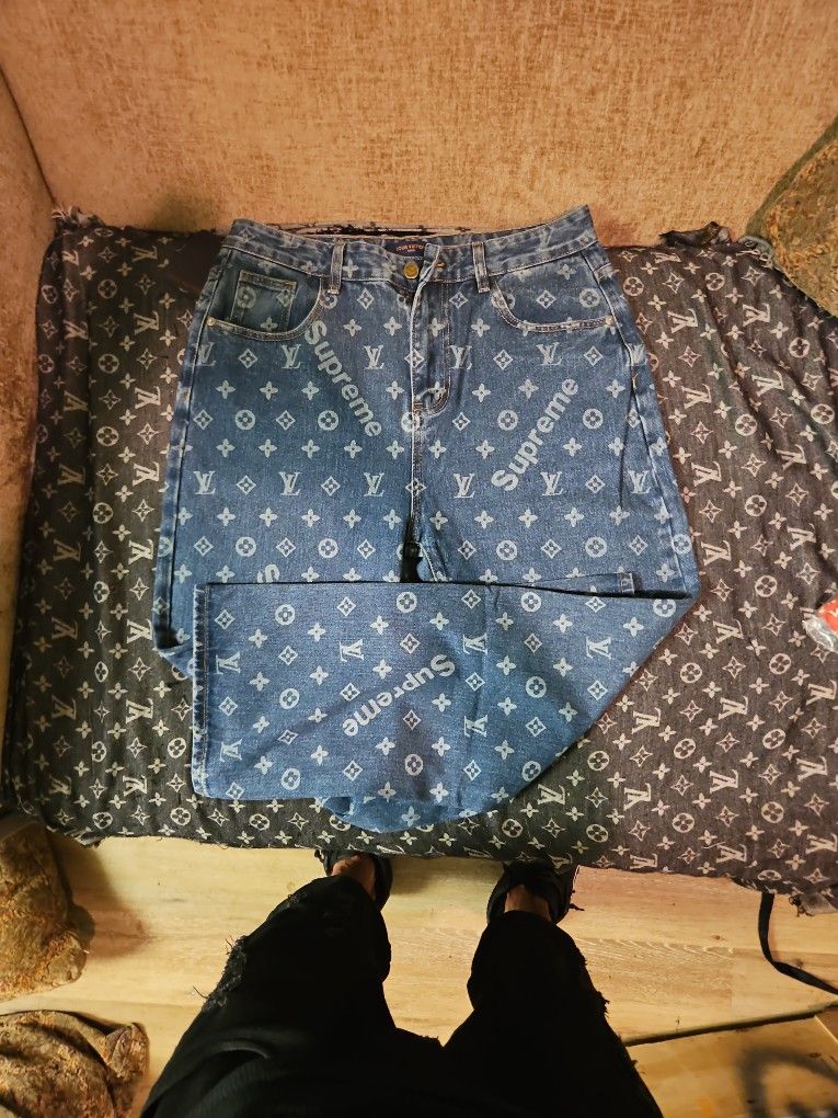 Lv Supreme Jeams 