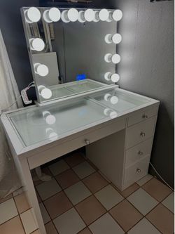 Freedah luxury vanity white
