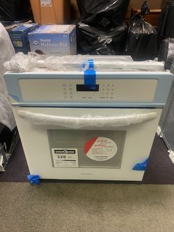 Brand new Frigidaire wall oven