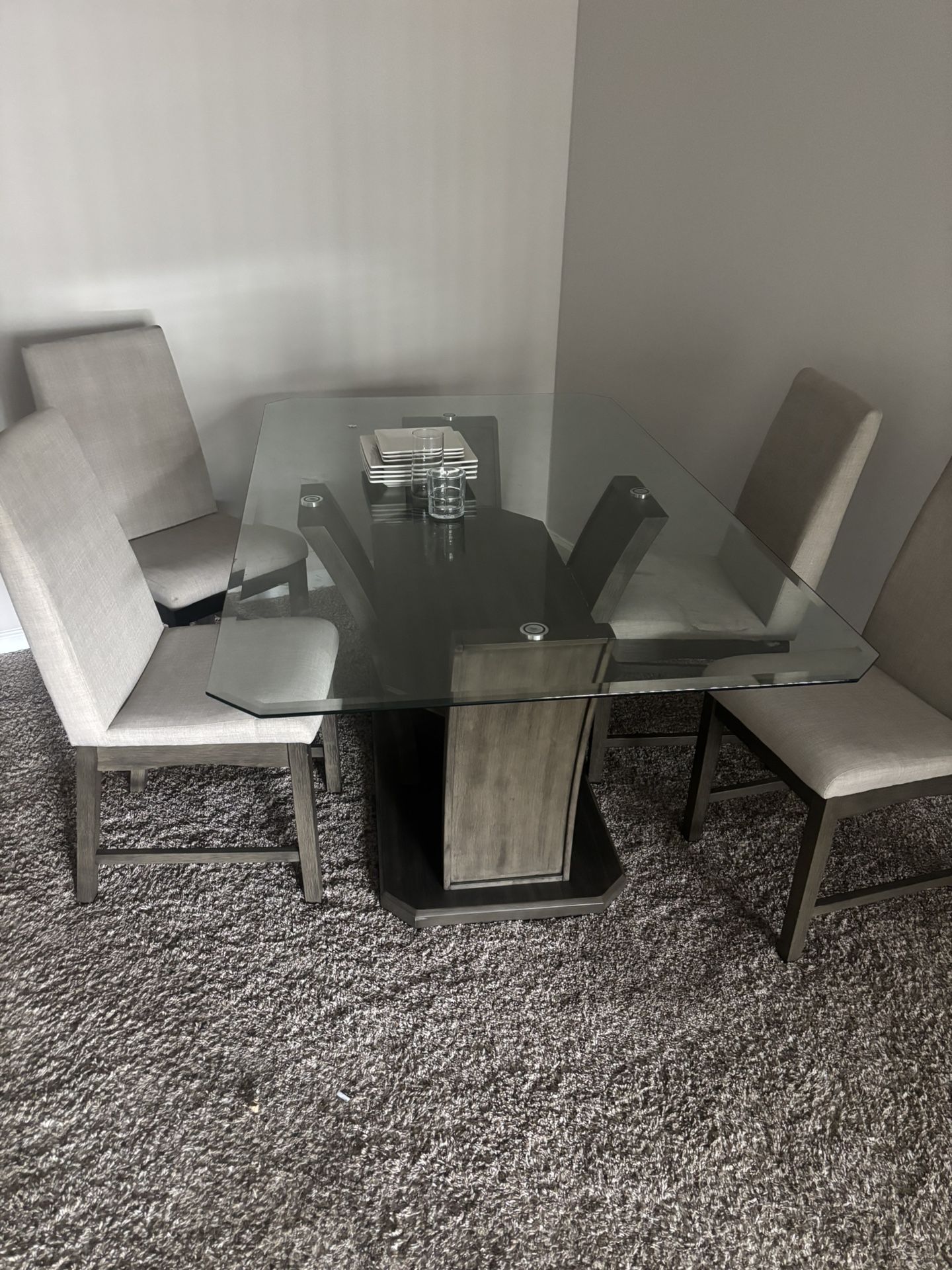 Glass Table With Chairs $350