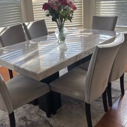 Dining Room Set 