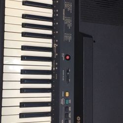 Yamaha Keyboard 
