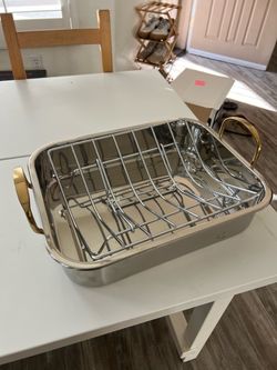 Roasting pan with rack