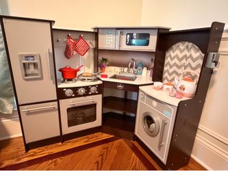 KidKraft Play Kitchen with accessories
