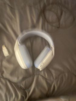 White Over-Ear Wireless Headphones