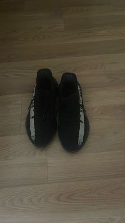 Adidas Yeezy Boost 350 V2 sneakers Oreo size 11