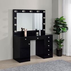 $$$698 GLAM 7 DRAWER HIGH GLOSS VANITY SET NO CREDIT NEEDED