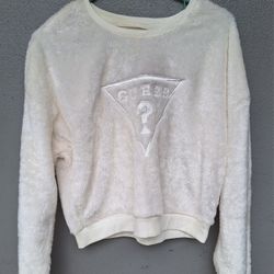 Brand New Guess Jane Faux Fur Pullover in Size Medium Soft White Alyssum Color