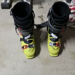 Really Nice Ski Boots 27.5 