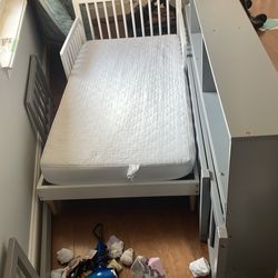 Toddler bed/Full bed