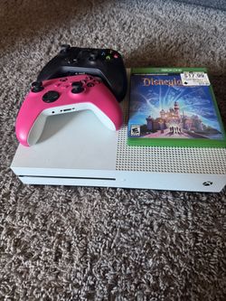 Xbox One S Bundle- Great Condition