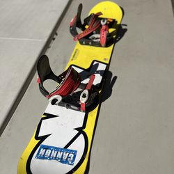 128 cm snowboard with bindings