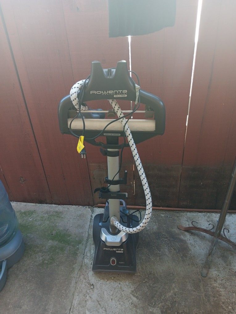 Rowenta Steamer Master Valet