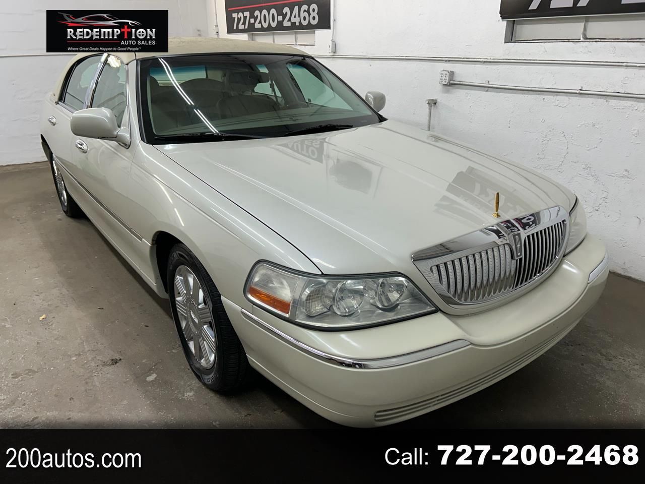 2004 Lincoln Town Car
