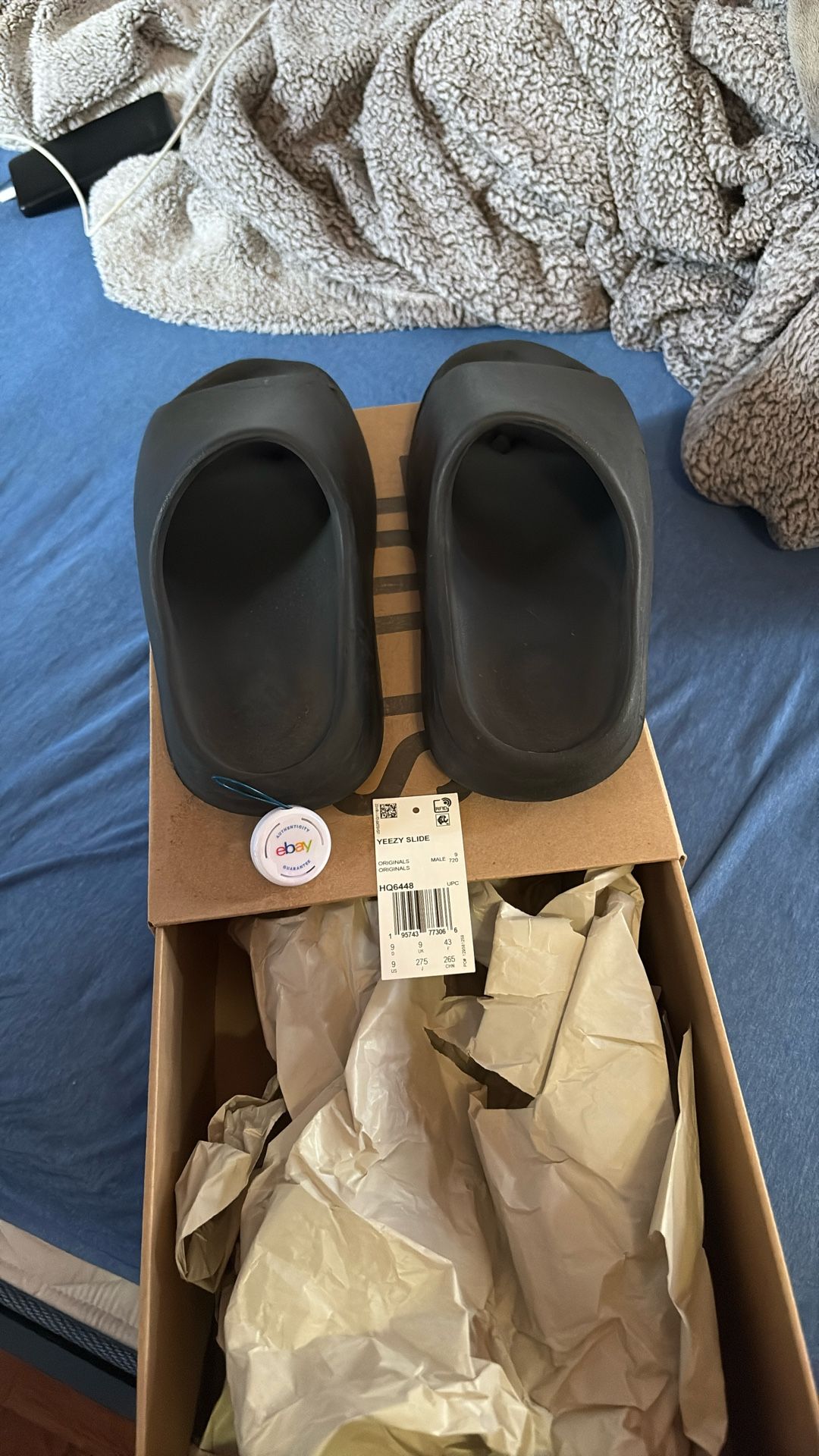 Yeezy Slides Size 9