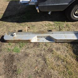 GM  REAR BUMPER 