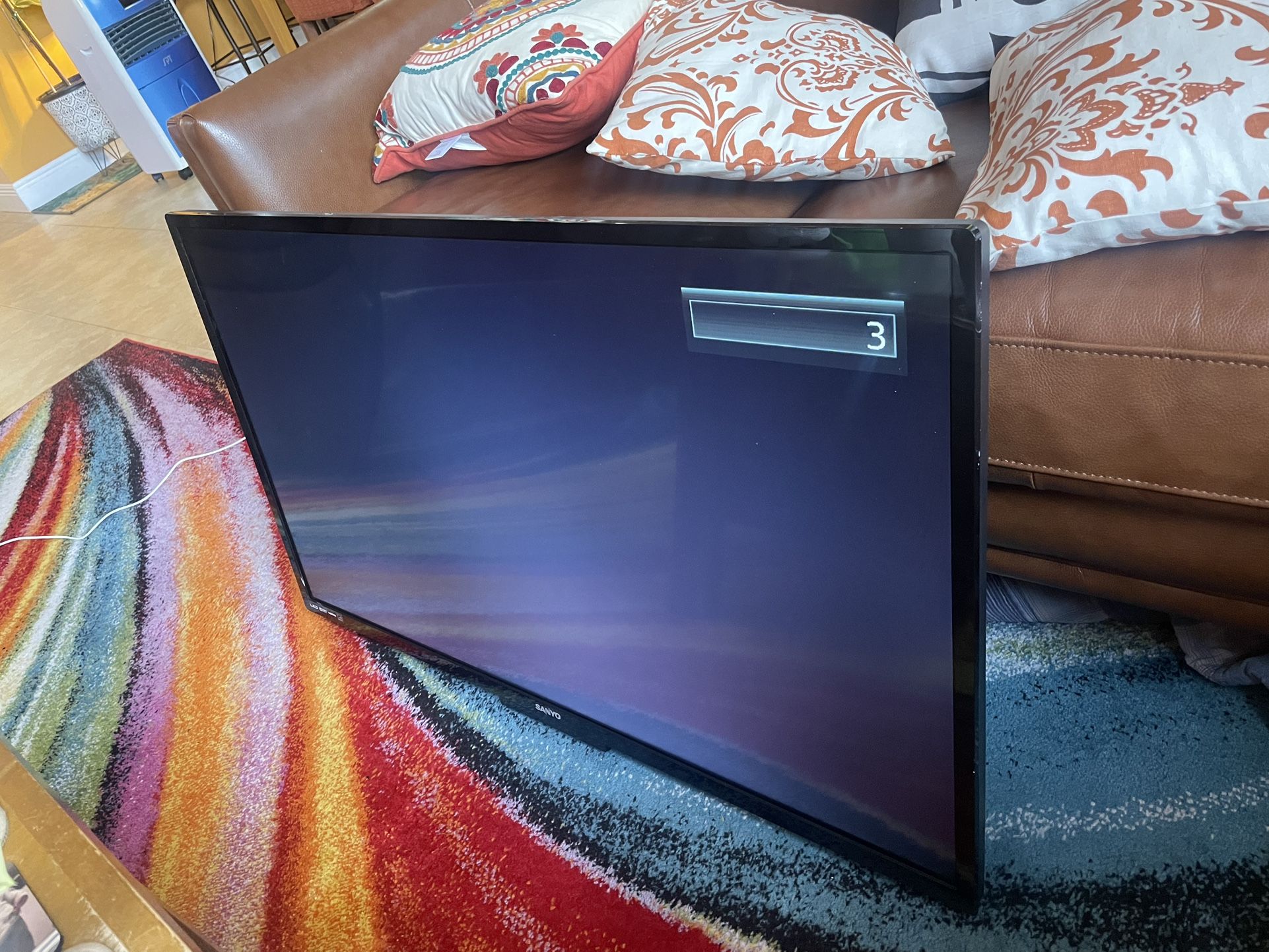 SANYO 43" Class FHD (1080P) LED TV (FW43D25F)