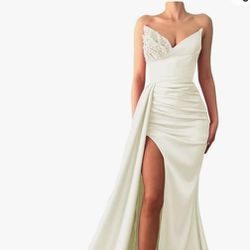 Wedding/ Prom Dress  Color IVORY