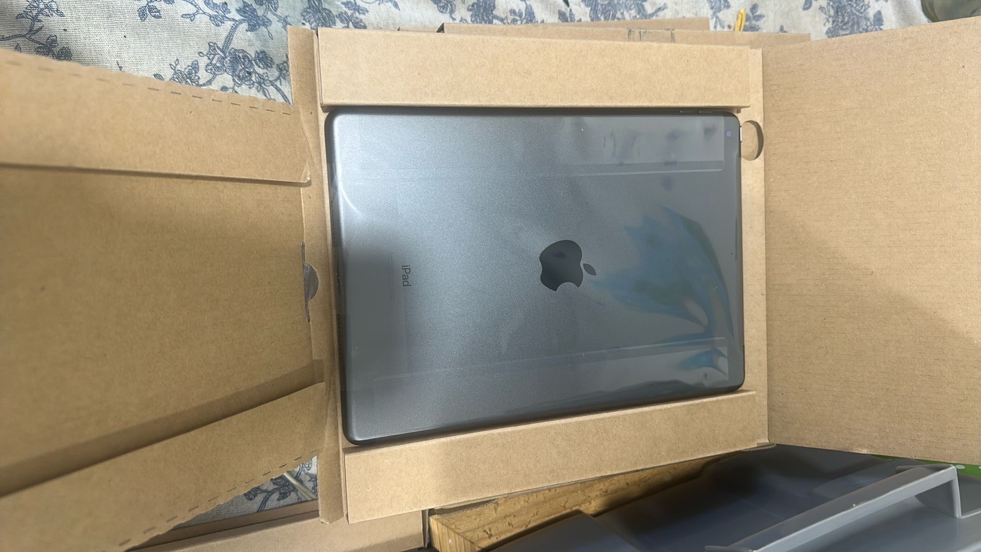 7th Gen iPad 32gb
