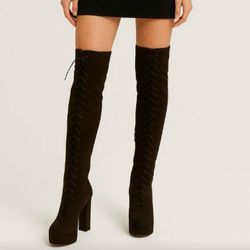 ELSY FAUX SUEDE OVER-THE-KNEE BOOTS, SIZE 9. LOOKS NEW, LACE-UP BACK, BLOCK HEEL(5.75"). STYLISH & VERSATILE! #ELSY #FAUXSUEDE #OTKBOOTS #SIZE9.