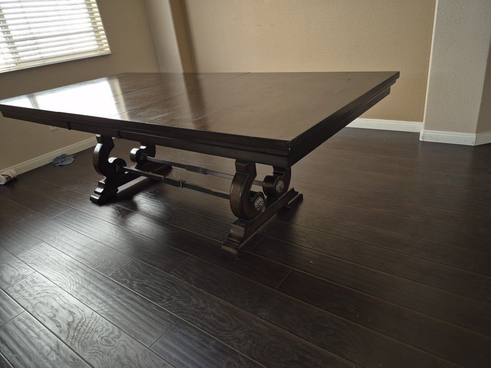 Beautiful Heavy Dining Room Table And Leaf