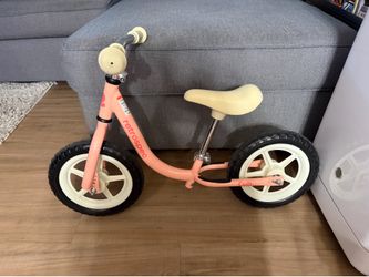 LIKE NEW Retrospec Balance Bike