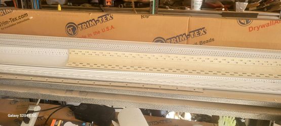 Metal & Plastic Corner Bead
